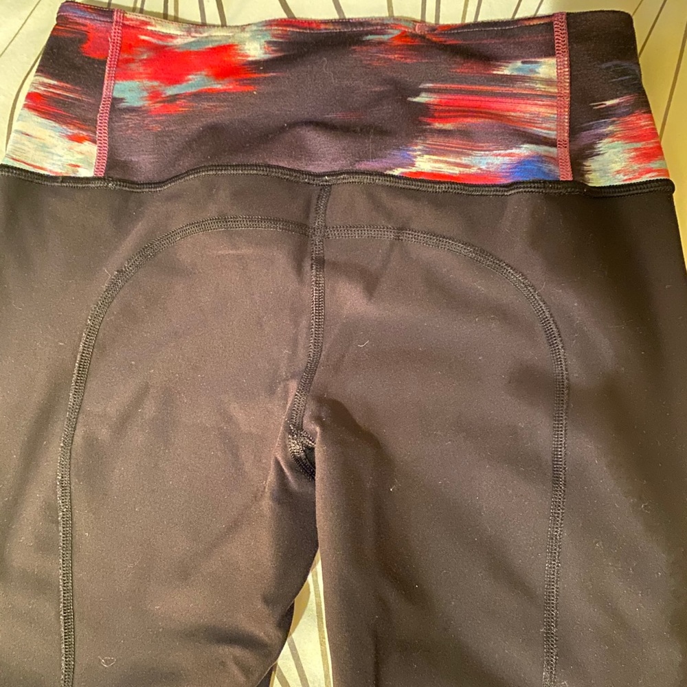 Lululemon Sleeveless Top Small Purple With Support